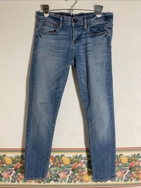 J. Crew Toothpick Ankle Jeans Medium Wash size 27/4 NWOT